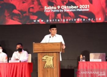 Sekretaris Jenderal Ahmad Muzani saat menghadiri Rapat Koordinasi Daerah (Rakorda) DPD Gerindra Sulawesi Selatan pada Sabtu (9/10/2021). ANTARA/HO-Dokumentasi Pribadi [Antara]