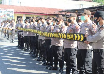 Polres Pematangsiantar laksanakan Latihan apel kesiapsiagaan pleton dalmas yang dipimpin Kabag Ops, Kompol Lamin SPd, Samapta AKP Muri Yasnal SH, bersama Kanit Dalmas, AIPTU Abdul Malik, di Lapangan Apel Polres pematangsiantar, pada Sabtu (23/10/2021) pagi, pukul 09.00 WIB.