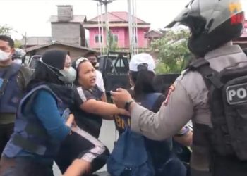Penggerebekan kampung narkoba Puntun di Palangka Raya, Kalimantan Tengah. (Foto: iNews/Ade Sata)
