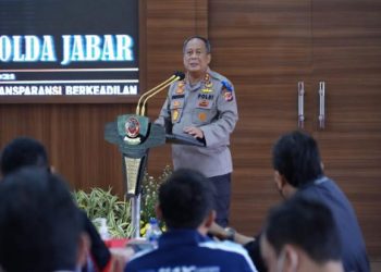 Kapolda Jabar, Irjen Pol Suntana mengintruksikan Diskrimum bergerak cepat mengungkap tabir pembunuhan ibu dan anak di Subang. Foto/Ist