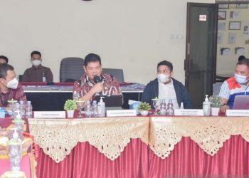 Anggota DPR RI, H Novri Ompusunggu SH MH menerima titipan sejumlah aspirasi penambahan kuota bahan bakar minyak (BBM) dan gas Elpiji subsidi untuk Kalimantan Selatan (Kalsel).