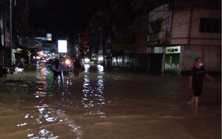 Banjir Kota Tebingtinggi Belum Surut (Foto: BPBD)