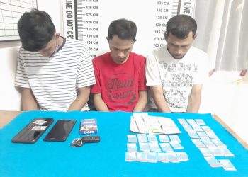 Foto ketiga pelaku dan barang bukti yang dimankan Sat Narkoba Polres Pematangsiantar.