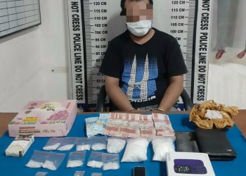 Foto pelaku dan barang bukti sabu yang diamankan Sat Narkoba Polres Pematangsiantar.