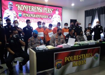 Polisi Amankan 13 Kg Sabu-10 Ribu Butir Ekstasi, 4 Tersangka Ditangkap (Datuk Haris Molana/detikcom)