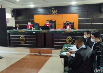 Sidang kasus empat anggota DPRD Labura pakai ekstasi. (Perdana/detikcom)