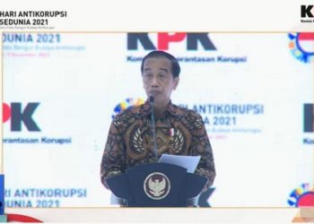 Presiden Jokowi saat menjadi pembicara dalam peringatan Hari Antikorupsi Sedunia (Hakordia) 2021 di Gedung Merah Putih KPK. (Foto akun Youtube KPK).