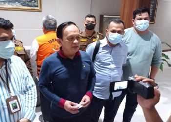 Eks Kacab BSM Medan, tersangka korupsi kredit fiktif ditangkap (Foto: Dok Kejati Sumut)