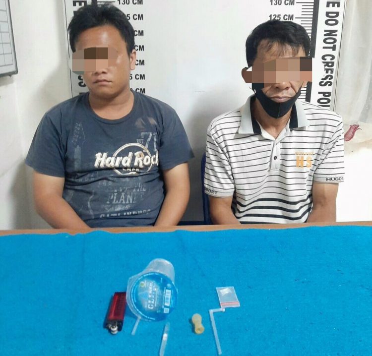 Foto kedua pelaku dan barang bukti yang diamankan Polisi.