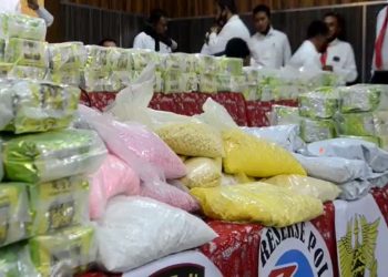 Tumpukan barang bukti ratuan kilogram sabu dan puluhan butir ekstasi disita Polda Aceh. (Foto: Taufan Mustafa)