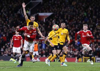 Manchester United harus menelan pil pahit saat menjamu Wolverhampton dalam lanjutan Liga Inggris 2021-2022. Setan Merah kalah 0-1 di kandang sendiri. (foto: REUTERS/Phil Noble).