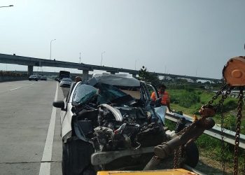 Kecelakaan maut kembali terjadi di Jalan Tol Trans Sumatera tepatnya di KM 42.800 A ruas Medan-Tebingtinggi, Sabtu (29/1/2022), bocah 4 tahun meninggal dunia. (foto: Istimewa)