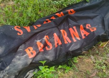 Jasad pelajar yang hanyut di Sungai Bedagai, Sumatera Utara. [Ist]