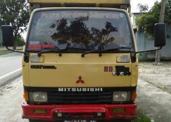 Dump truk yang diamankan Polisi.