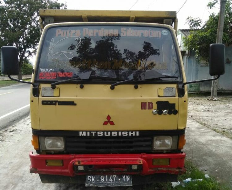 Dump truk yang diamankan Polisi.