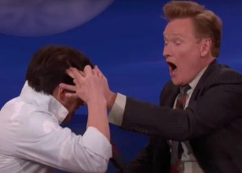Jackie Chan dan Conan O'Brien Foto: dok YouTube Conan O'Brieb