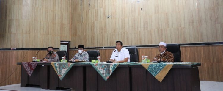 Wali Kota Pematangsiantar, Dr. H. Hefriansyah SE, MM, hadiri  rapat persiapan Musabaqoh Tilawatil Qur'an Nasional (MTQN) Ke 54 Kota Pematangsiantar, Kamis (3/2/2022).