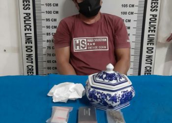 Foto pelaku dan barang bukti yang diamankan Polisi.