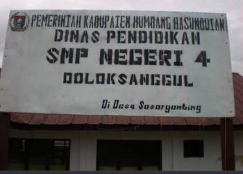 SMP Negeri 4 Dolok Sanggul.