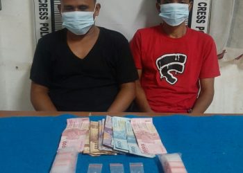 Foto kedua pelaku dan barang bukti yang diamankan Polisi.