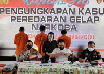 Bareskrim Polri saat ekspos pengungkapan kasus narkoba di Aceh dengan barang bukti sabu 84 kg dan ganja 20 kg. (Foto: Humas Polri)