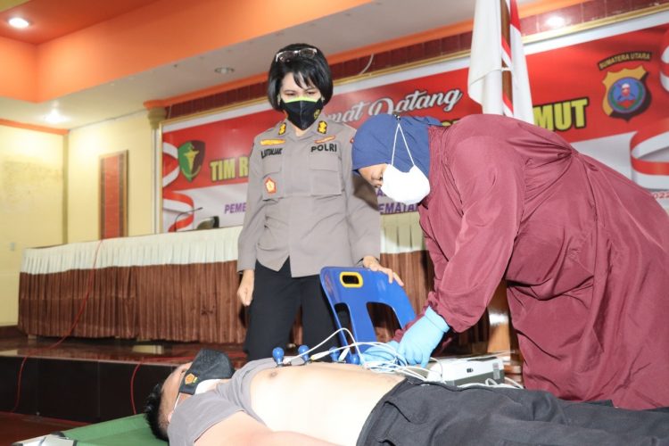 Polres Pematangsiantar adakan pemeriksaan kesehatan (Rikkes) berkala semester I T.A 2022, di Aula Widya Satya Brata Polres Pematangsiantar, pada Sabtu (26/3/2022) pagi,  sekitar pukul 08.30 WIB.