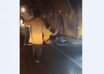Pengendara Sepada motor BK 4222 OAC bernama Supriadi (27) warga Dusun III, Desa Benteng Jaya, Kecamatan Sei Balai tergilas Bus Pinem BK 7835 LC, Minggu (20/3/2022) malam. (Ist)