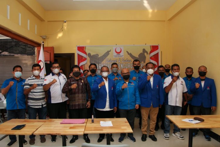 Kadis Pariwisata Pematangsintar, Kusianto, SH, menghadiri acara pelantikan pengurus Akademi Seni Beladiri Karate Indonesia (ASKI) Kota Pematangsiantar, Kamis (24/3/2022),  di Astro Coffee Shop, Jalan Melanthon Siregar Pematangsiantar.