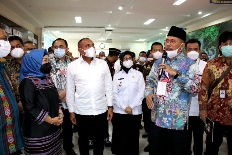 Plt. Wali Kota Pematangsiantar saksikan peresmian MPP Tebingtinggi, pada Selasa (2/3/2022), di Gedung Balai Kartini Convention Center Kota Tebingtinggi.