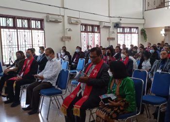 Asisten Administrasi Umum Pemko Pematangsiantar, Drs. Pardamean Silaen, MSi, saat menghadiri Rakerda PGI Sumut – Aceh, Rabu (23/3/20220, di Gereja Penyebaran Injil (GPI), Jalan Sibolga Pematangsiantar.