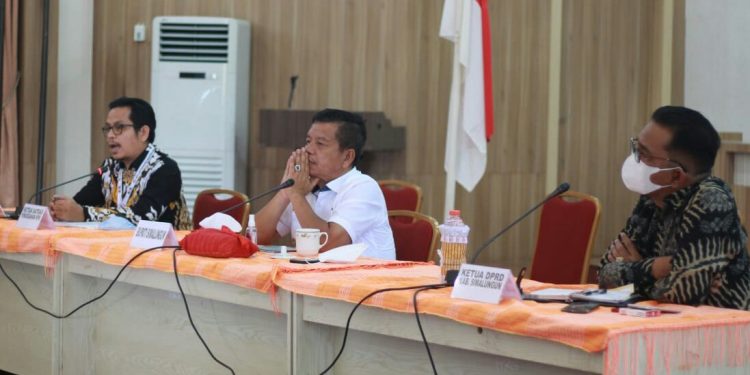 Maruli Tua Manurung selaku Ketua Satgas Pencegahan Korupsi Wilayah I Sumatera Utara saat memberikan kata sambutan.