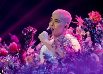 Alvin diumumkan sebagai juara pertama di malam Final Countdown & Result Show X Factor Indonesia yang disiarkan langsung Senin (18/4/2022) dari MNC Studios, Kebon Jeruk, Jakarta. Foto/Instagram X Factor Indonesia