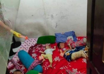 Seorang ibu dan dua anaknya diduga bunuh diri di Kabupaten Garut, Jawa Barat. Polisi menduga korban sengaja mencampur jus buah naga dengan cairan sabun cuci piring.(HO)