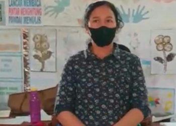 Dedini Sihombing SPd, guru SD Negeri 173418 Pollung.