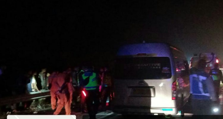 Mobil Toyota Hiace angkut penumpang yang mengalami kecelakaan di Jalan Tol Medan - Tebing Tinggi, pada Kamis (28/4/2022) malam lalu, sekitar pukul 22.30 WIB.