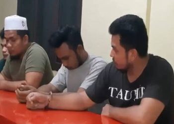 Seorang adik di Mandailing Natal mengajak tiga temannya untuk menculik dan menyekap kakak kandung yang dianggap depresi dan sering membuat onar hingga tewas. Foto/iNews TV/Ahmad Husein Lubis