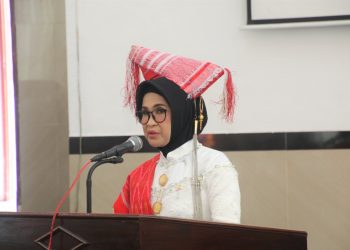 Plt. Wali Kota Pematangsiantar, dr. Susanti Dewayani, Sp.A, saat menyampaikan kata sambutan.