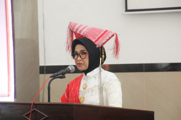 Plt. Wali Kota Pematangsiantar, dr. Susanti Dewayani, Sp.A, saat menyampaikan kata sambutan.