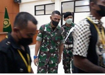 Kolonel Inf Priyanto saat dihadirkan sebagai terdakwa dalam sidang perkara dugaan pembunuhan berencana sejoli Nagreg, Handi Saputra (17) - Salsabila (14), di Pengadilan Militer Tinggi II Jakarta, Kamis (24/3/2022). TRIBUNJAKARTA.COM/BIMA PUTRA
