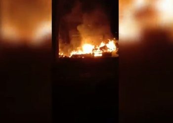 Belasan Rumah Permanen di Kota Medan Ludes Kebakaran (Foto: Tangkapan Layar)