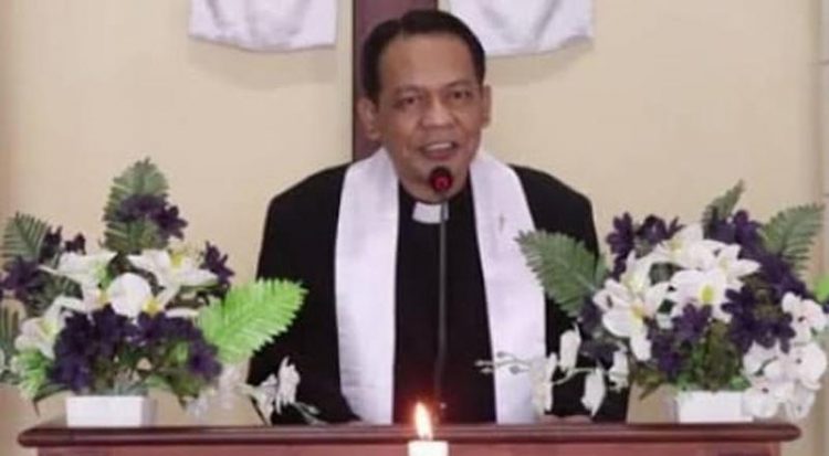 Pendeta senior Slamet Waluyo meninggal dunia saat kebaktian kenaikan Isa Almasih, Kamis (26/5/2022). Foto/IST