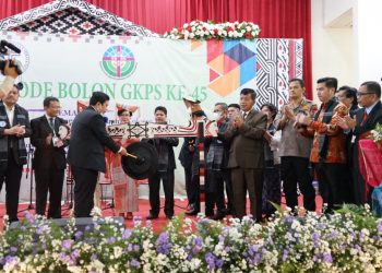 Suasana pembukaan Sinode Bolon GKPS ke-45, di Balai Bolon GKPS, Jalan Pdt J. Wismar Saragih Kota Pematangsiantar, Sumatera Utara, Selasa (28/6/2022).