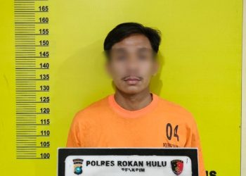 Pelaku pembunuhan di Rohul. (Foto: Dok Polres Rohul)