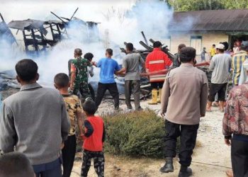 Situasi rumah pascaterbakar di Kabupaten Tapanuli Utara, Minggu (5/6/2022). TRIBUN MEDAN/HO