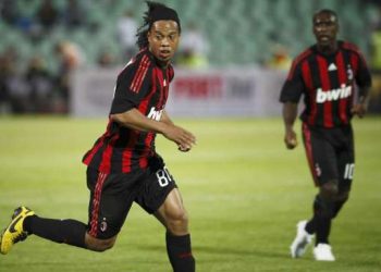 Ronaldinho saat berseragam AC Milan. [Shutterstock]