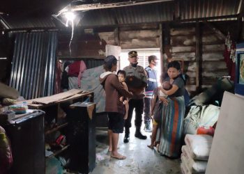 Agnes Haloho (38), warga Kampung Pardamean Huta VII, Nagori Dolok Merlawan, Kecamatan Siantar, merupakan kepala keluarga yang rumahnya dibedah, mengucapkan terimakasih kepada Kapolri, Kapolda Sumut serta Kapolres Simalungun.