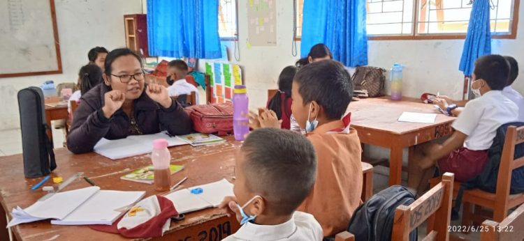 Pelajar tingkat SD tampak antusias ikuti pelatihan pembelajaran matematika metode gasing pada hari pertama, Sabtu (25/6/2022).