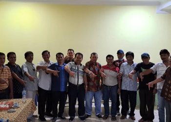 Foto bersama usai rapat pemilihan Panitia Muscab PSSAB Kota Pematangsiantar, di Wisma Tama, jalan Sisingamangaraja Pematangsiantar, Selasa (28/6/2022).