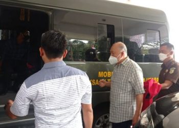 Direktur PT ACR berinisial M ditahan kasus dugaan korupsi kredit macet BTN Medan. [dok Kejati Sumut]