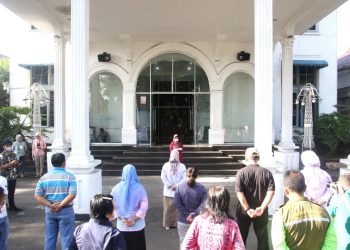 Apel pelepasan Petugas Pemantauan Hewan Kurban yang dipimpin Plt. Wali Kota Pematangsiantar, dr Susanti Dewayani SpA, di halaman Balai Kota, Jumat (8/7/2022) pagi.